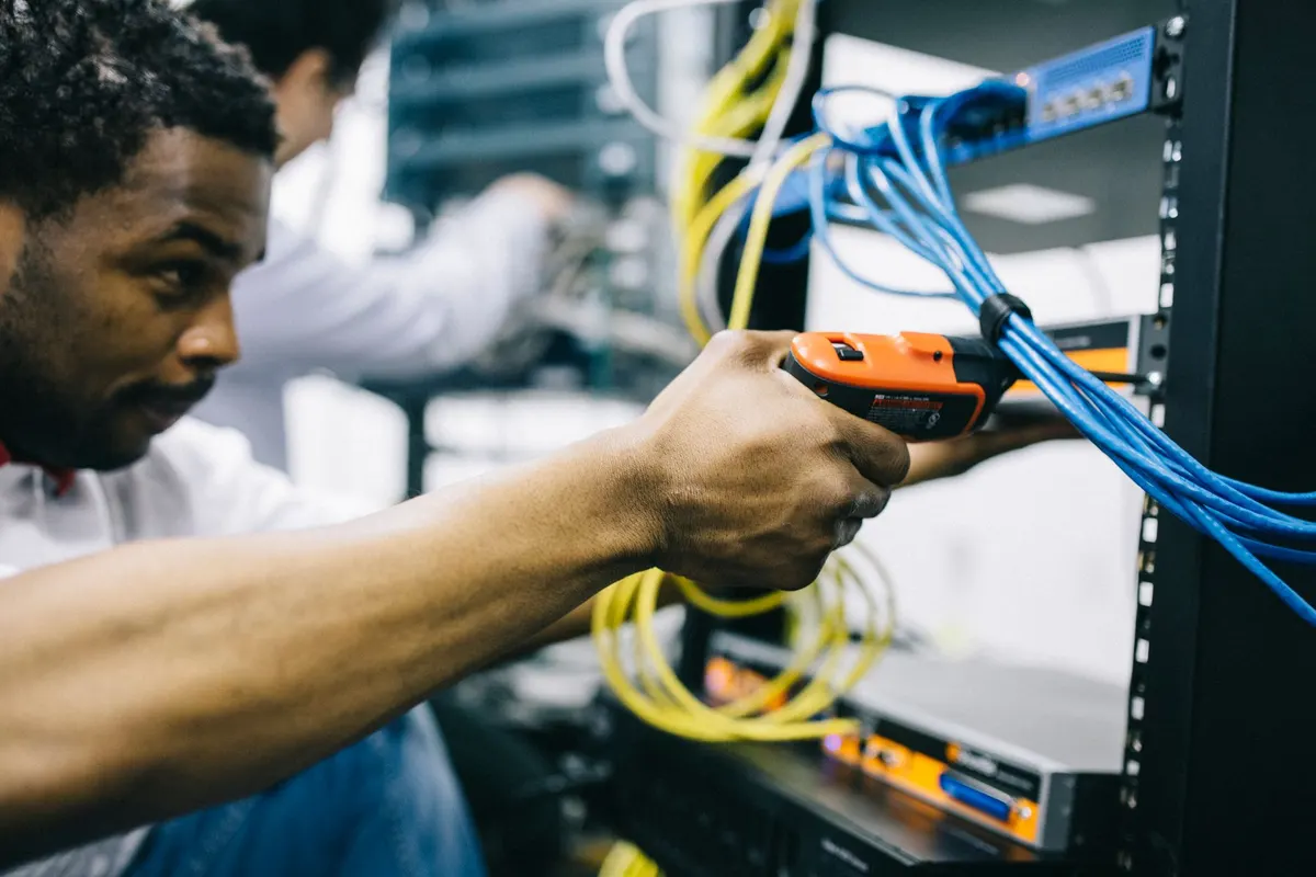 Restoration equipment maintenance and setup